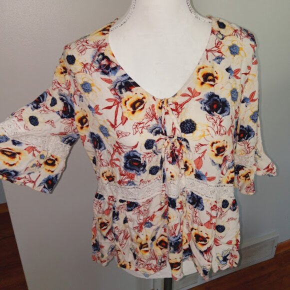 peasant style floral peplum xl top with ruffled tiered bell sleeves - Picture 1 of 12